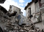 Terremoto, De Natale (Ingv): "Il sisma di oggi è figlio di quello de L'Aquila"