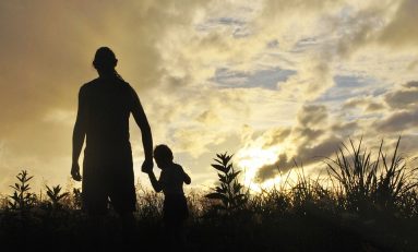 I padri possono trasmettere geneticamente i traumi subiti ai loro figli?