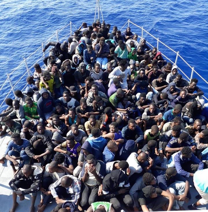 Barcone immigrati - Foto Marina libica