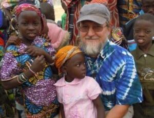 Prete italiano rapito in Niger, il confratello: "Da mesi sapevo di jihadisti dal Mali"