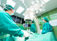 Interventi chirurgici e Covid-19: se non indispensabile aspettate
