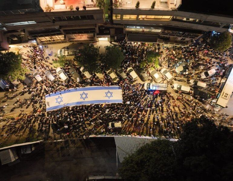La protesta in Israele non ferma il viaggio di Netanyahu in Italia