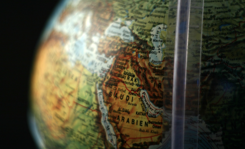 El mundo árabe, islámico y sus relaciones con Occidente